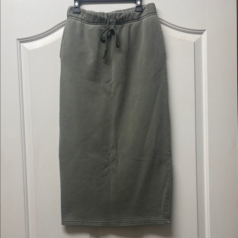 Forever 21 Gray Midi Pencil Skirt for Work